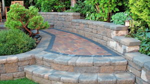 What Is Hardscaping and How Does It Work? A Comprehensive Guide.